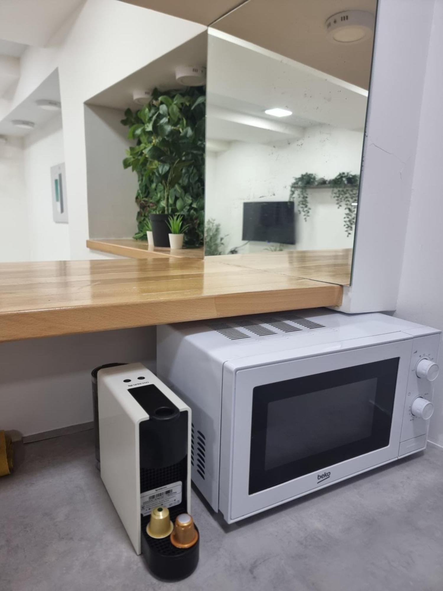Elegant Yellow Submarine Appartement Belgrado Buitenkant foto