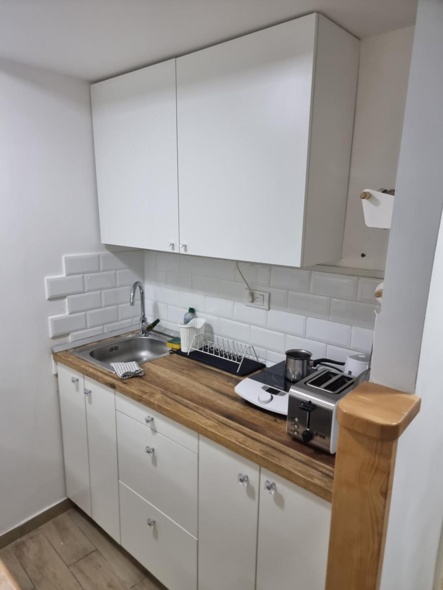 Elegant Yellow Submarine Appartement Belgrado Buitenkant foto